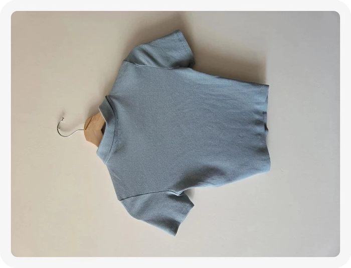 tops court Zara bleu clair taille S - photo numéro 2