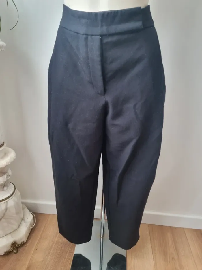 Pantalon cargo oversize noir Zara - photo numéro 8