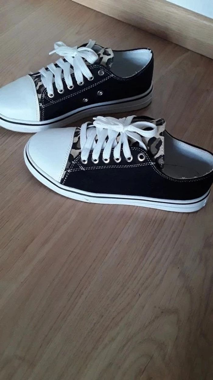 Chaussures femme en toile taille 38