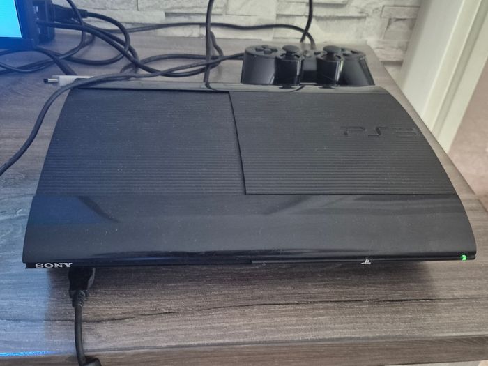 Console ps3 slim - photo numéro 3