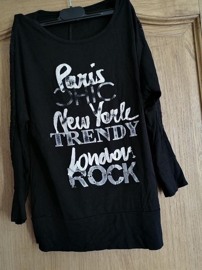 Tee-shirt taille 10 ans