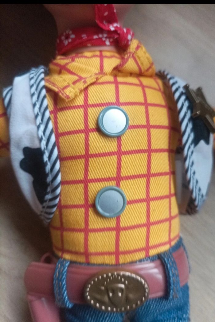 Toy story Woody 40 cm parle anglais parfait état - photo numéro 4