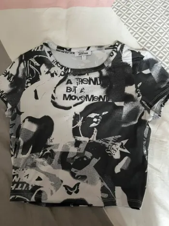 Crop top à motifs
