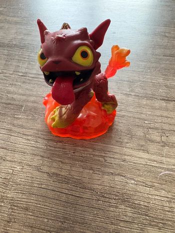 Figurine skylanders giants Hot dog