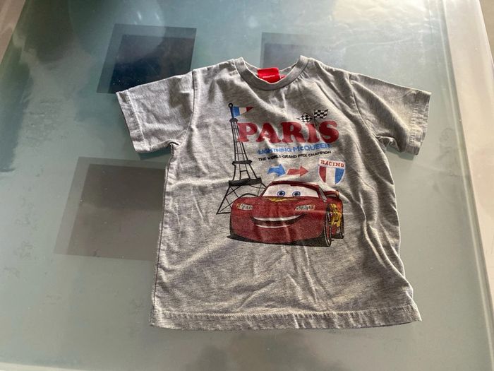 Tee-shirt cars