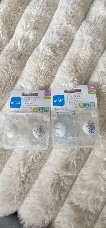 Lot de 4 sucettes 🍭 orthodontiques Mam Mini Air 0-6 mois Neufs