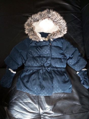 Manteau bien chaud 9 mois