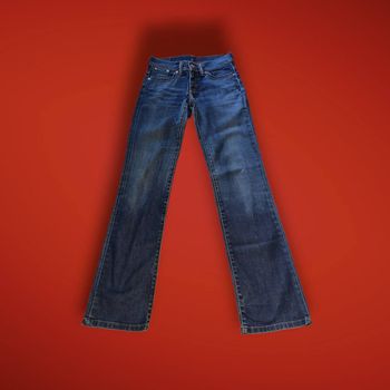 jean Levi’s W26XL32 femme taille 32