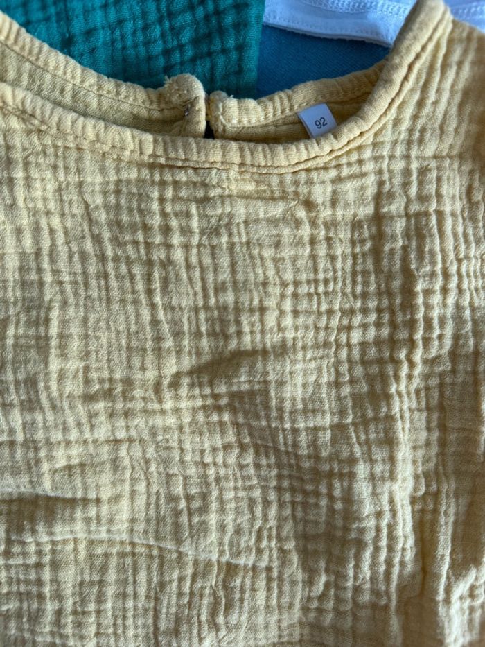 Lot t shirt 3 ans - photo numéro 2