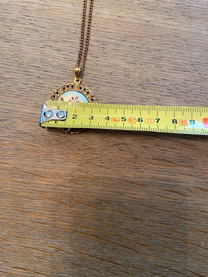 Collier médaillon en laiton ouvragé émail nacré - photo numéro 8