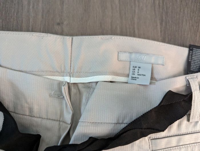 Magnifique Pantalon de tailleur H&M 38 beige - photo numéro 3