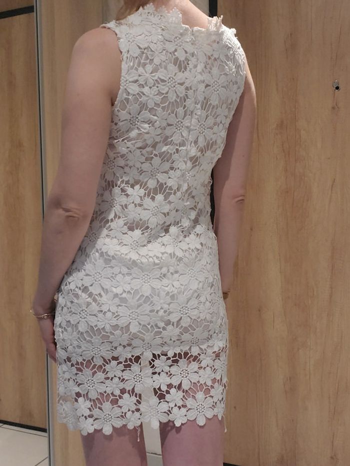 Jolie robe d'été taille M - photo numéro 7