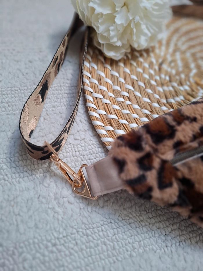 sac banane en fausse fourrure léopard - photo numéro 2