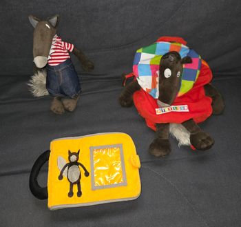 Ensemble p'tit Loup peluche,  sac à dos, album photo - Auzou