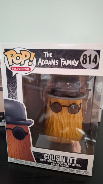 Funko pop famille addams family cousin it machin 