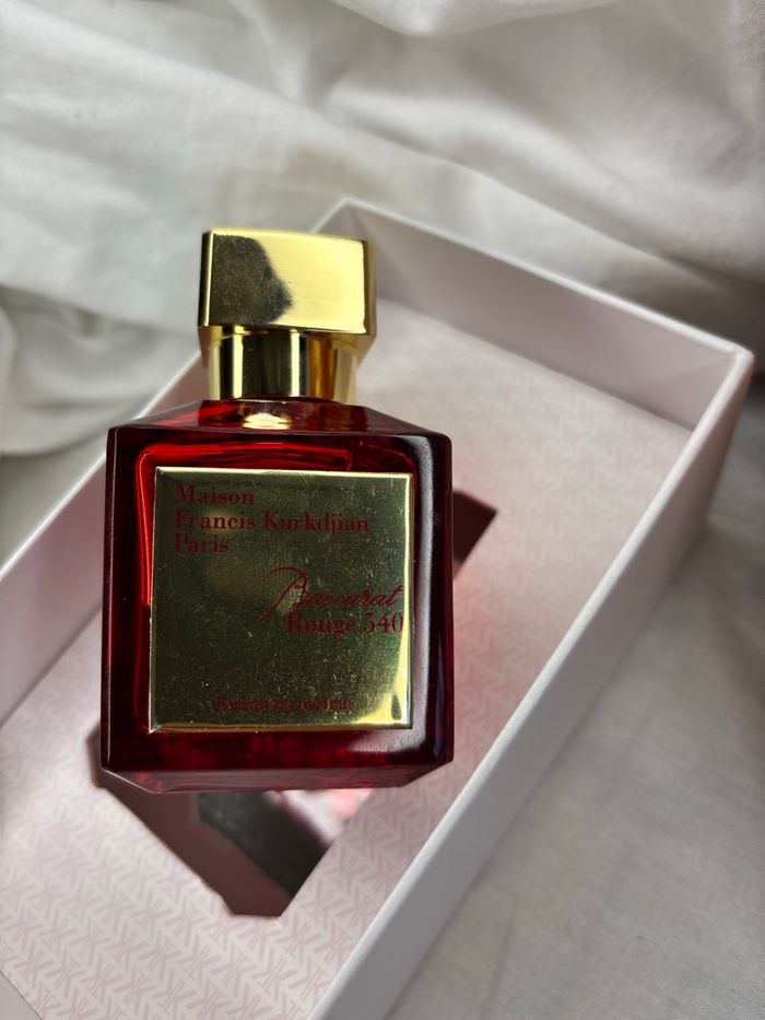 Extrait de parfums baccarat 540 - photo numéro 7