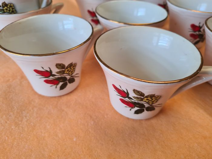 Tasses à café à fleur qui date comme neuf x 10 - photo numéro 2