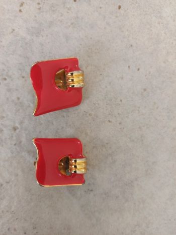 Boucle d oreilles vintage rouge