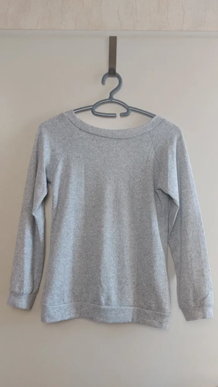 Pull gris taille S - photo numéro 2