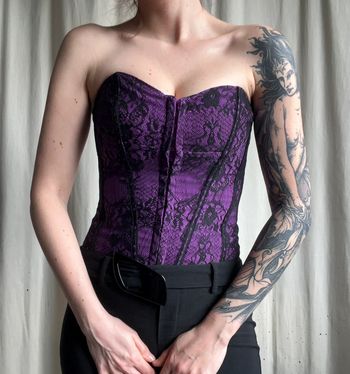 Top bustier violet dentelle noire Goth Coquette vintage 90s - Taille S