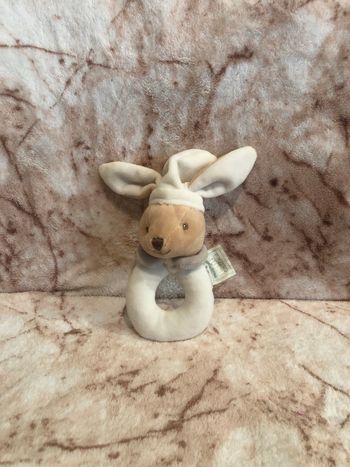 Doudou hochet lapin blanc marron Mes Petits Cailloux