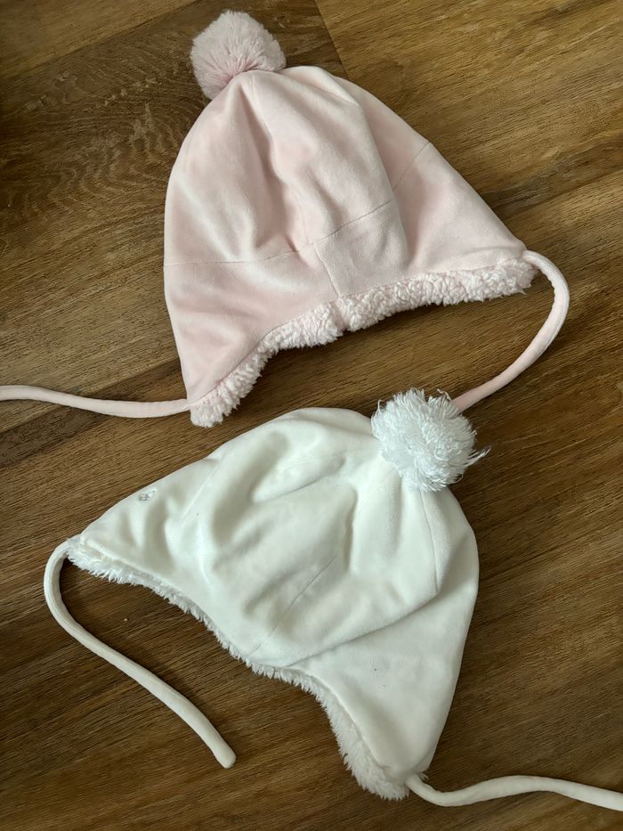 Lot 2 bonnets - photo numéro 2