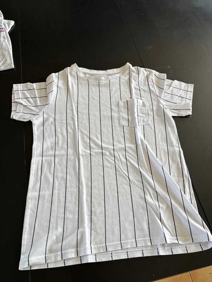 T-shirt garçon taille 12 ans