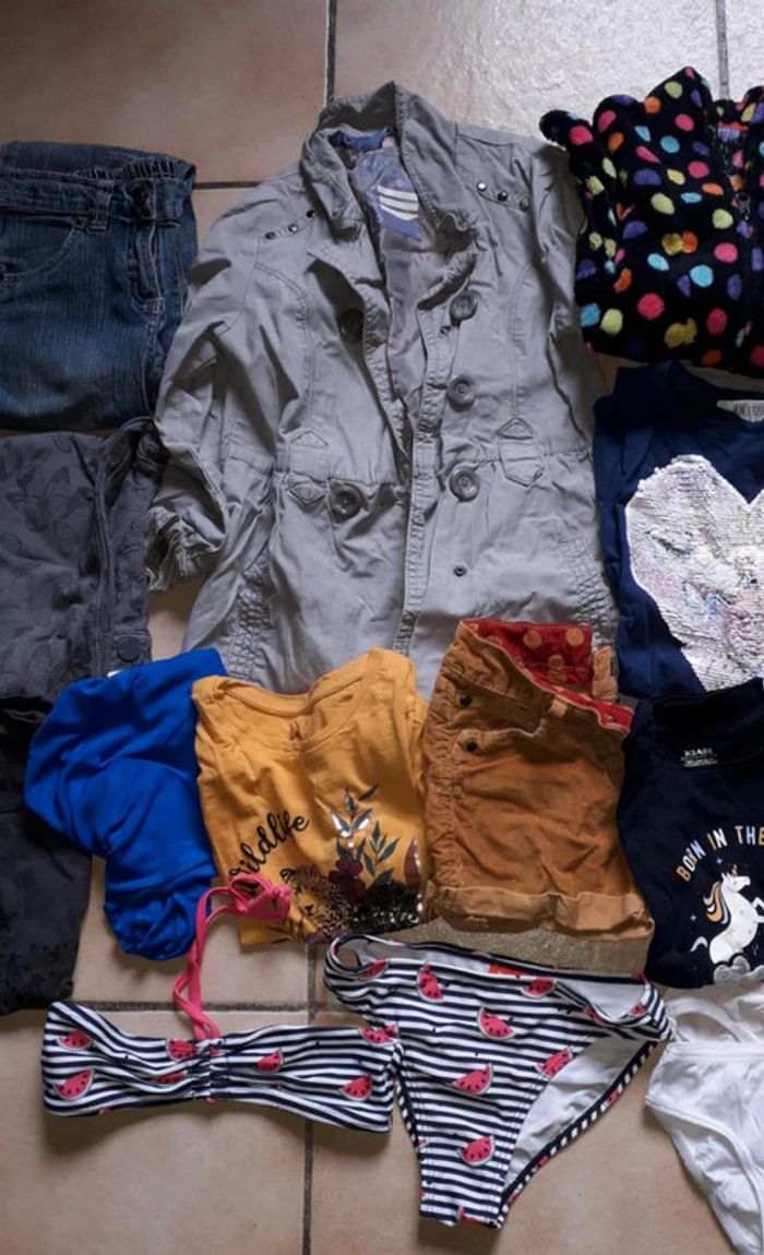 Lot 25 vêtements 6 ans fille - photo numéro 4