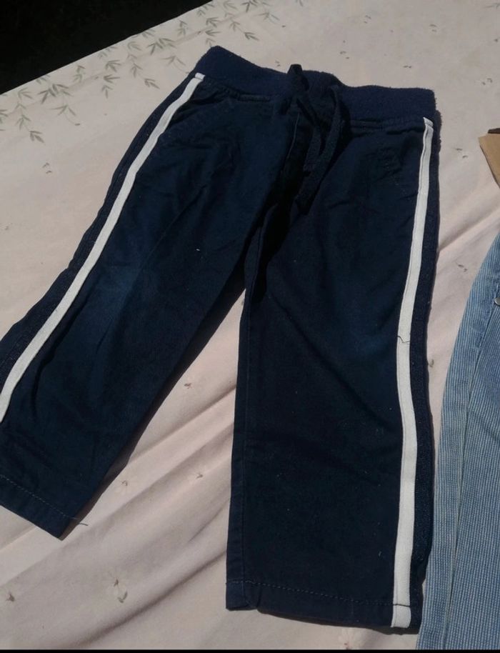 Lot pantalon 12 mois - photo numéro 3