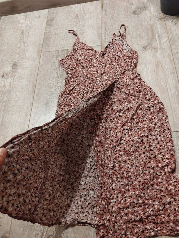 Robe à fleurs - photo numéro 3