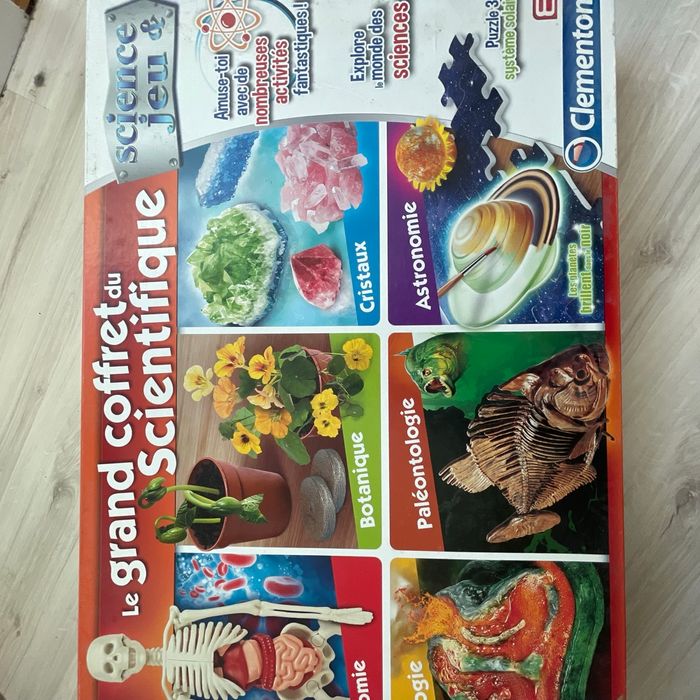 Le grand coffret du scientifique