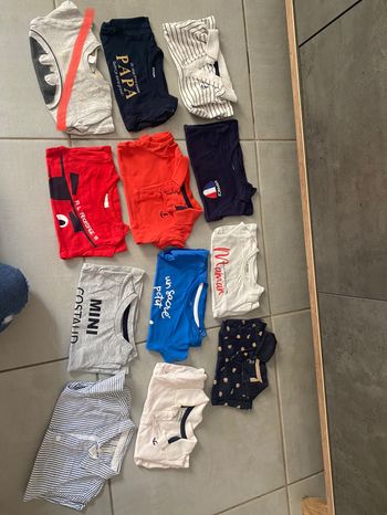 Lot hauts manches courtes garçon