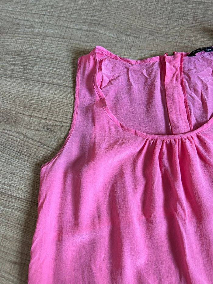 Top rose sans manches Caroll taille 36 jamais porté - photo numéro 13