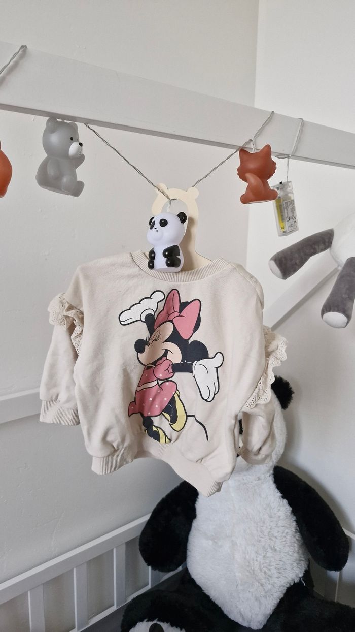 Pull minnie 6 mois