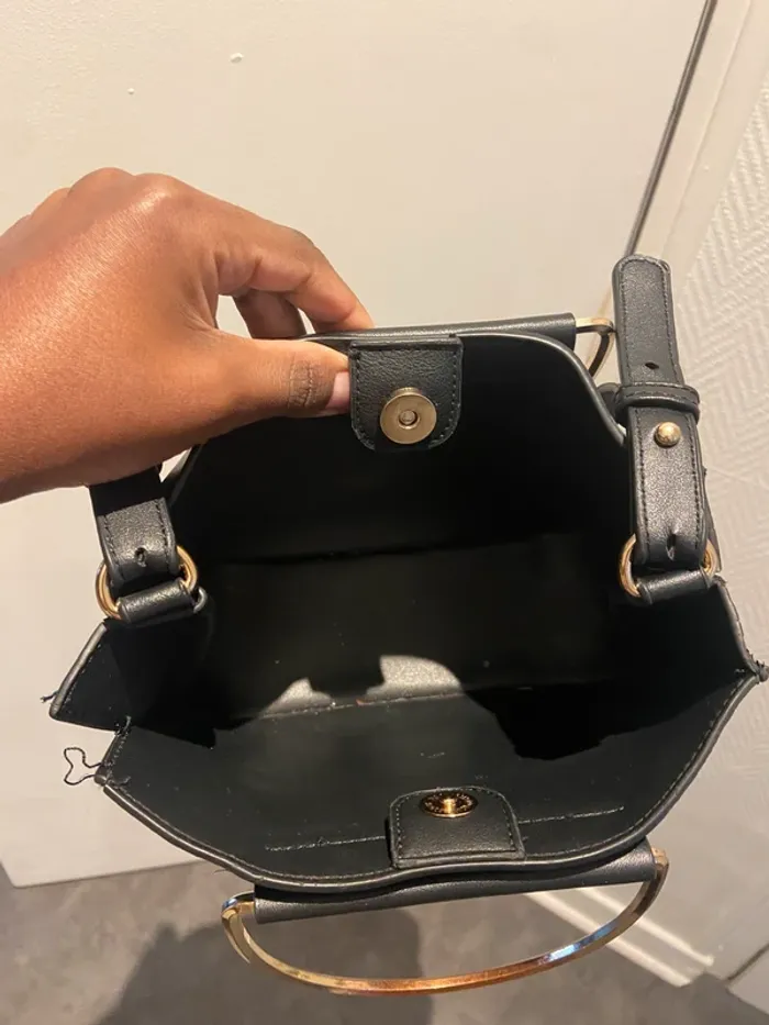 Sac noir bandoulière - photo numéro 4