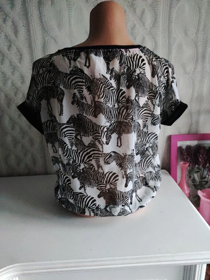 Blouse taille M bershka zèbre - photo numéro 3