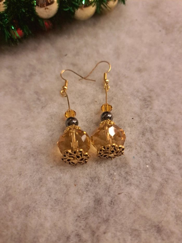 Boucles d'oreilles pendante chic doré orange - photo numéro 6