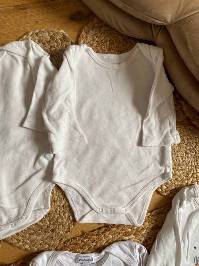 Lot de 7 bodys manches longues 12 mois mixtes - photo numéro 4