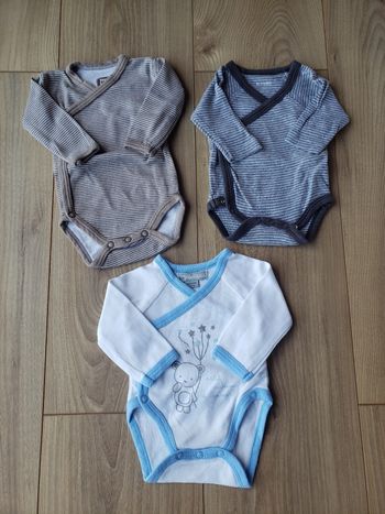 Lot bodies manches longues 0 mois