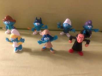 Figurines