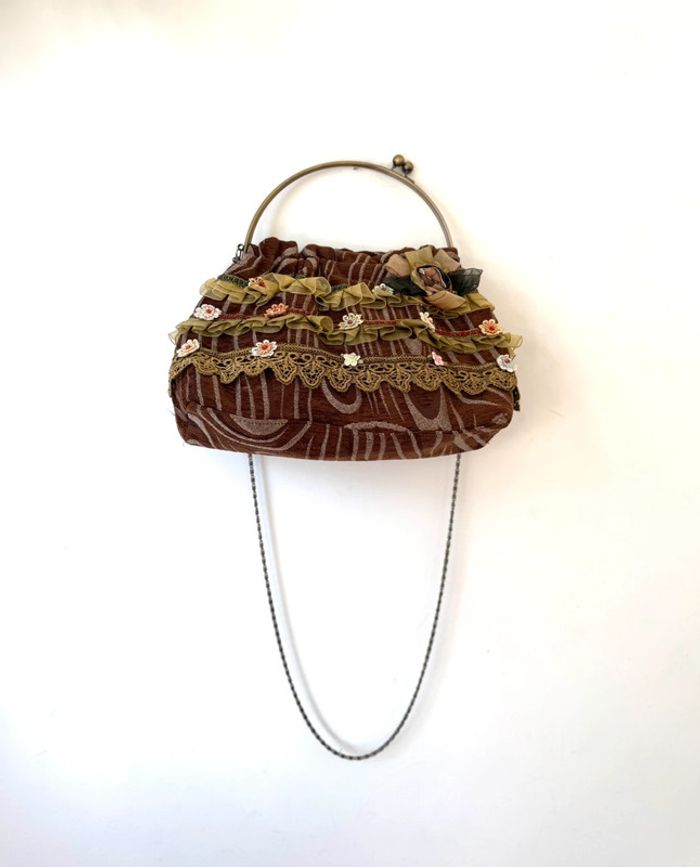 Sac à main marron fleurs et fantaisie en velours Vintage retro• Brown velvet handbag - photo numéro 2