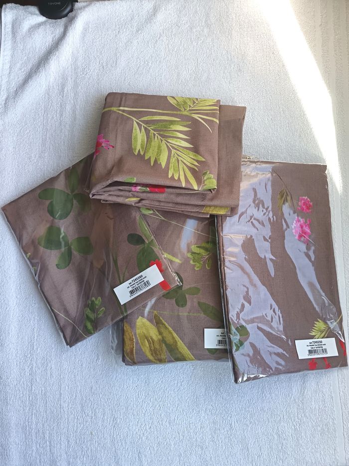 ensemble linge de lit Becquet NEUF - photo numéro 2