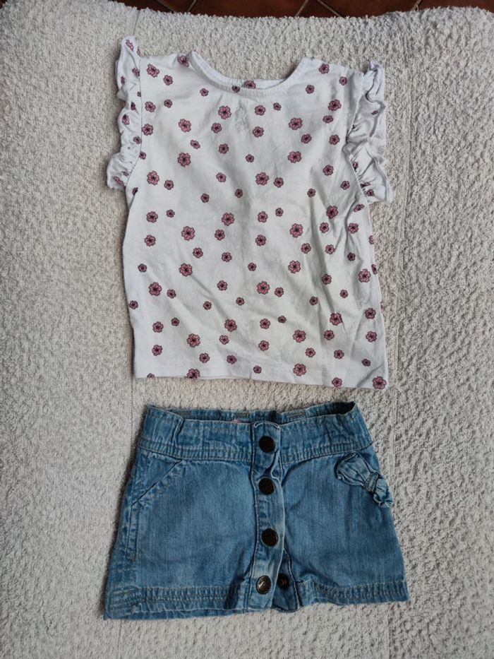 Ensemble t-shirt mini jupe en jean Taille 6 mois Kiabi ZY baby