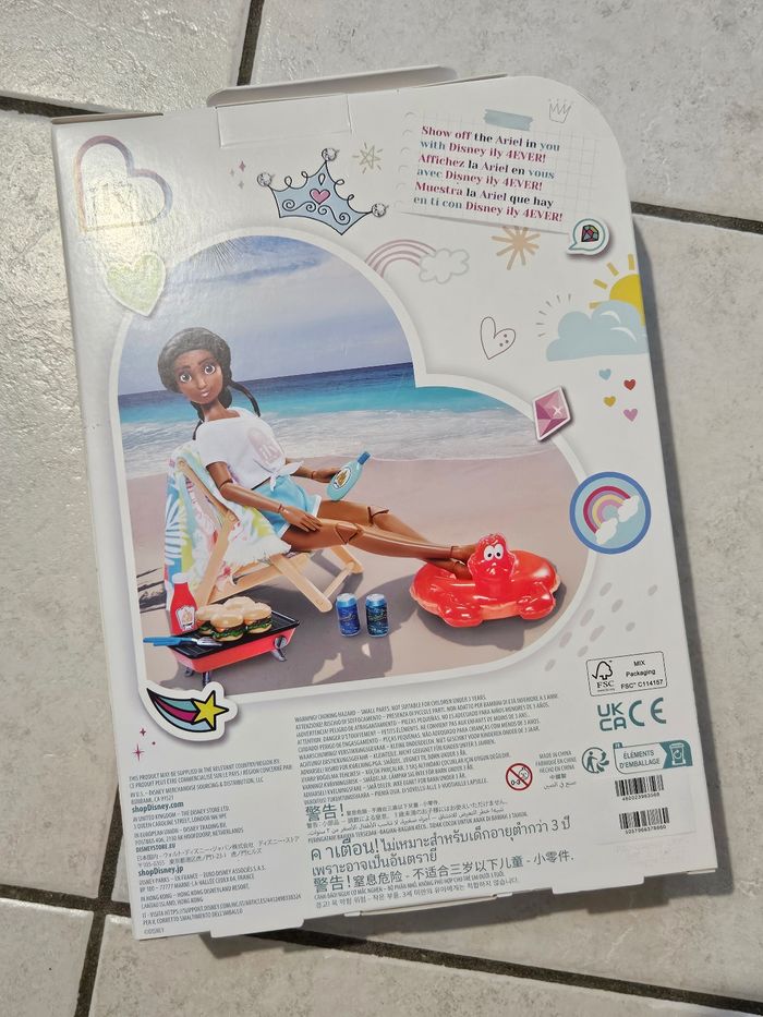 Coffret vêtements poupée ariel neuf
Disney ily - photo numéro 2