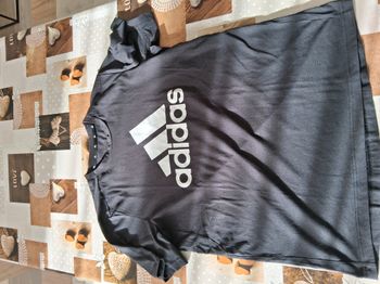 Tee-shirt Adidas