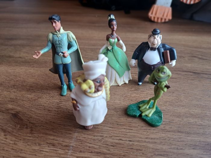 Lot figurine princesse grenouille - photo numéro 2