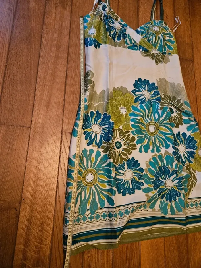 Robe Ann Taylor taille 8 - photo numéro 10