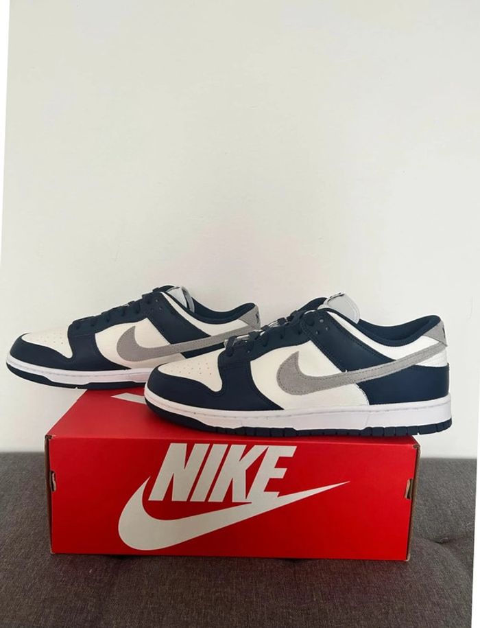 Nike Dunk Low Midnight Navy - photo numéro 3