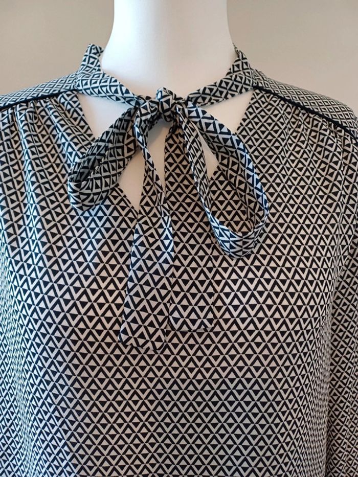 Blouse noire et blanche à motifs Kiabi taille L 40 - photo numéro 3
