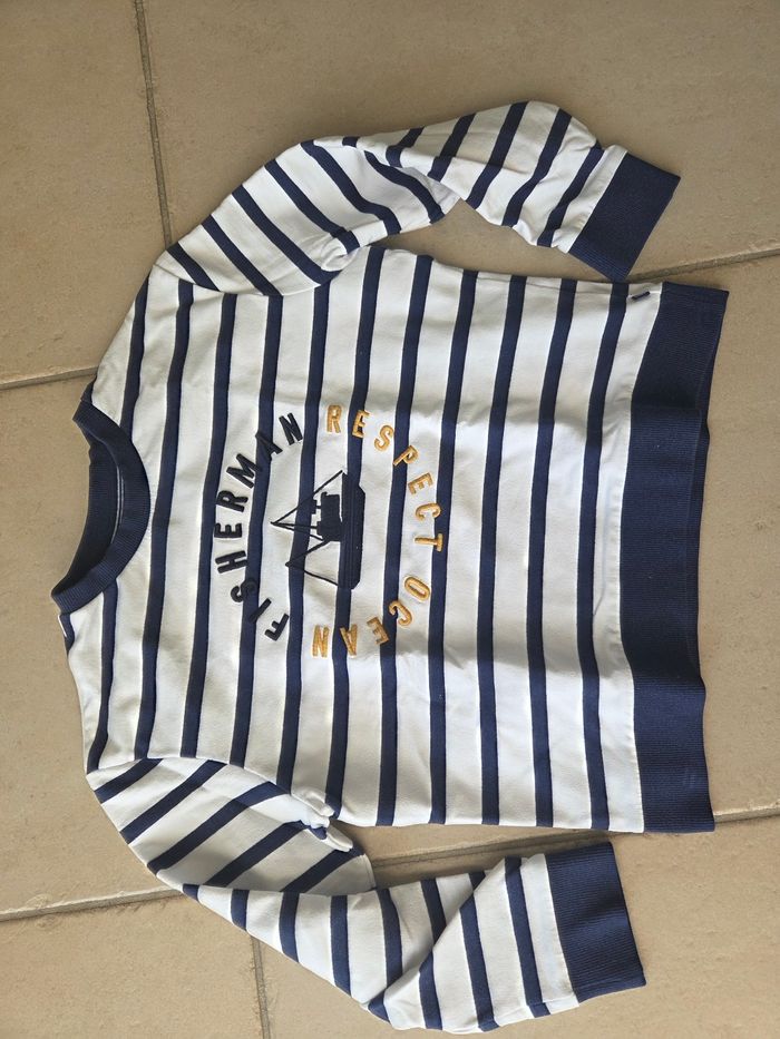 Pull garcon  tape a l œil  10 ans